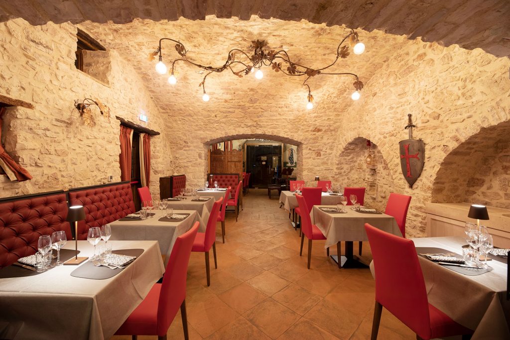 ristorante-sala-dei-cavalieri-umbria Ristorante Sala dei Cavalieri