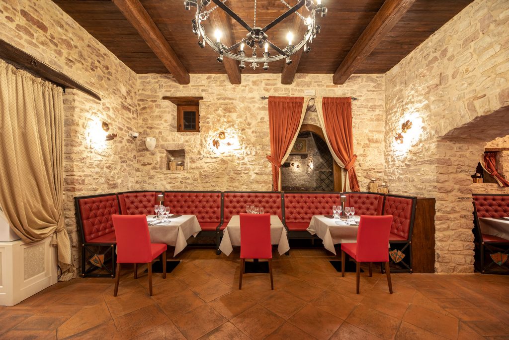 sala-dei-cavalieri-umbria Sala dei Cavalieri - Ritorante Valnerina
