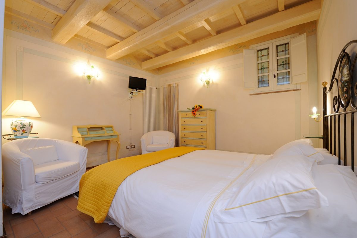 suite-dimora-storica-standard-Nazzareno, 3 - App.6 Senior, 2 pax